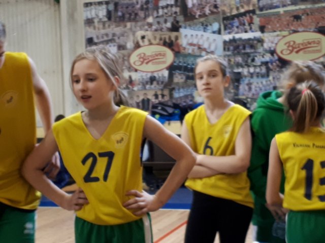 Meiteņu komanda izcīna 3. vietu Latvijas skolēnu spartakiādes finālsacensībās basketbolā